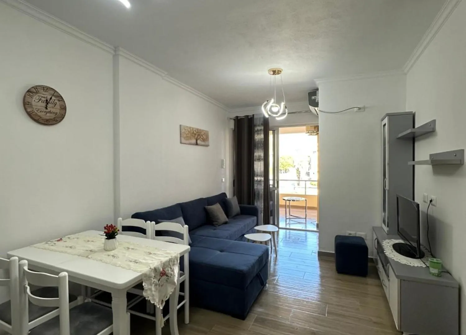 Lorik Apartment دراس
